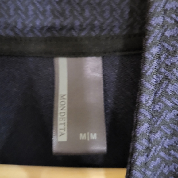 LS active Mondetta Women's medium light jacket/top - Picture 2 of 4